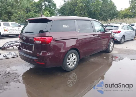 2017 Kia Sedona Lx z USA, uszkodzony, nr VIN KNDMB5C10H6334843